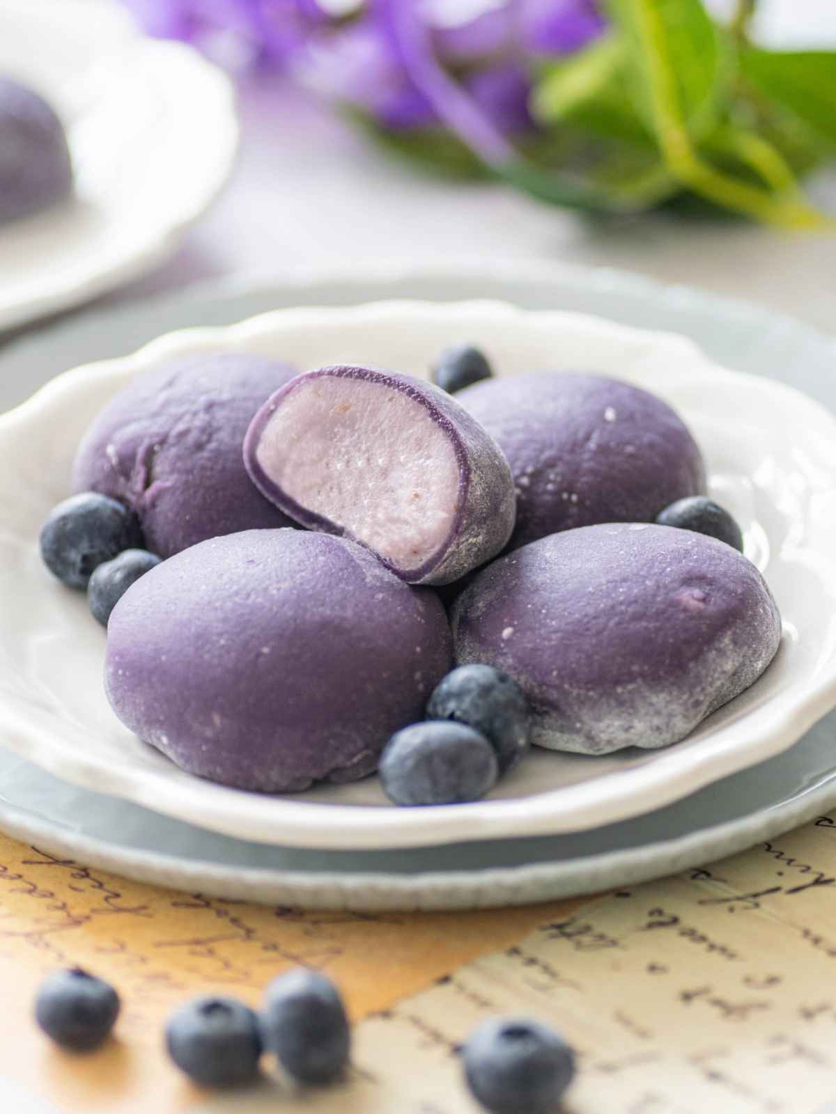 Taro Mochi with Taro Paste Filling - SugarYums