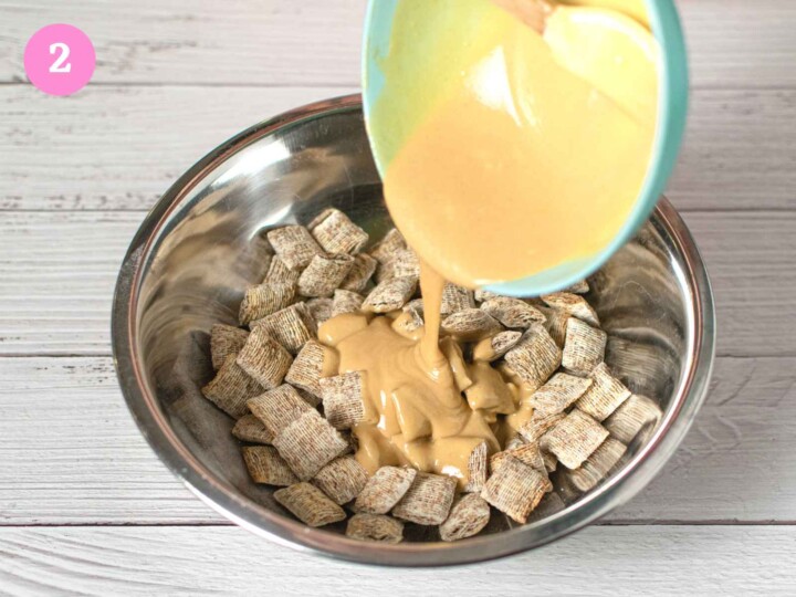 Easter Puppy Chow Recipe (Bunny Bait) - SugarYums