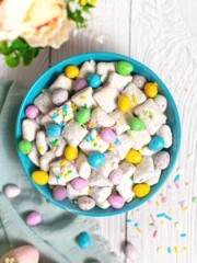 Easter Puppy Chow Recipe (Bunny Bait) - SugarYums