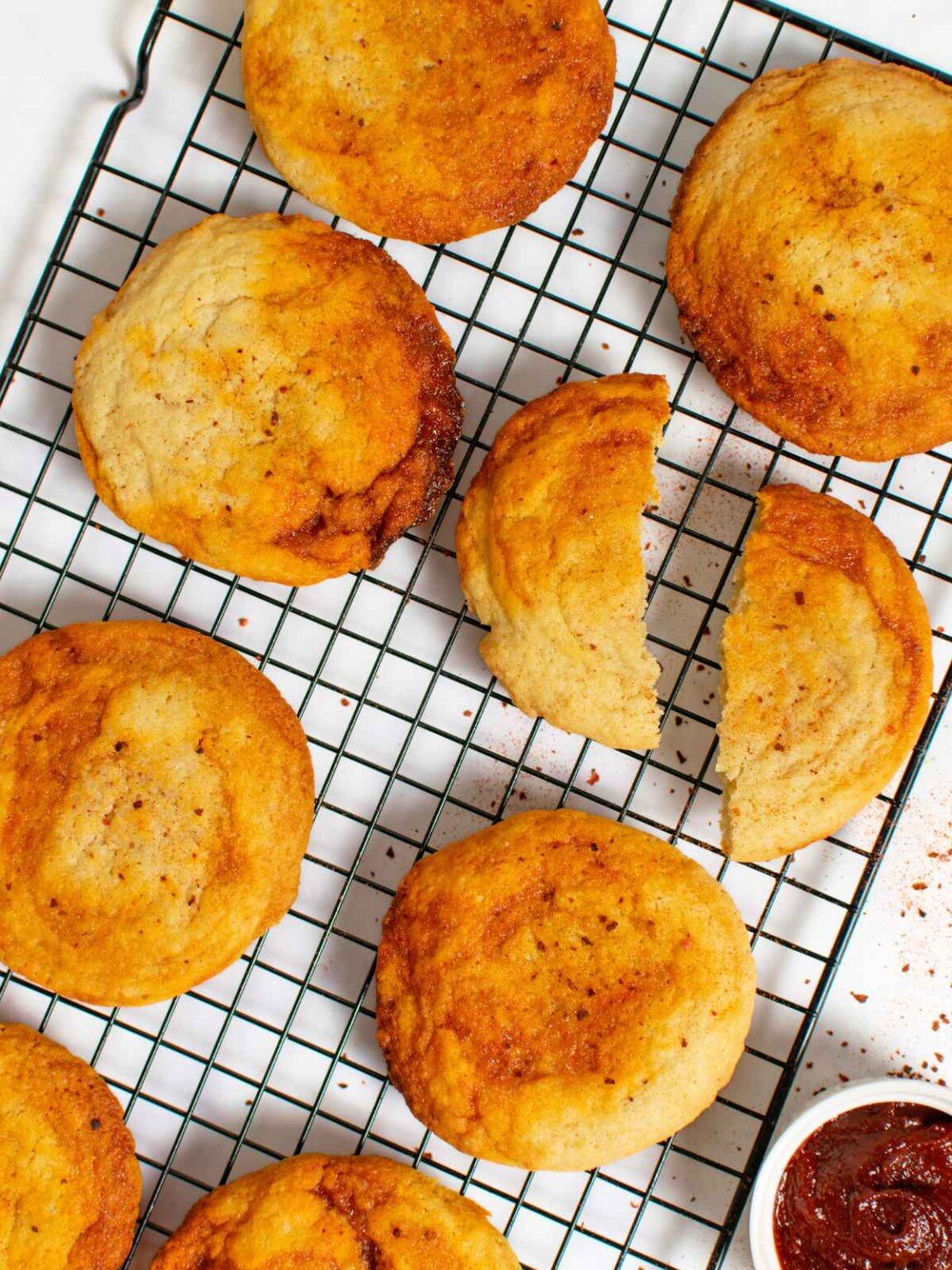 sweet-spicy-gochujang-caramel-cookies-sugaryums