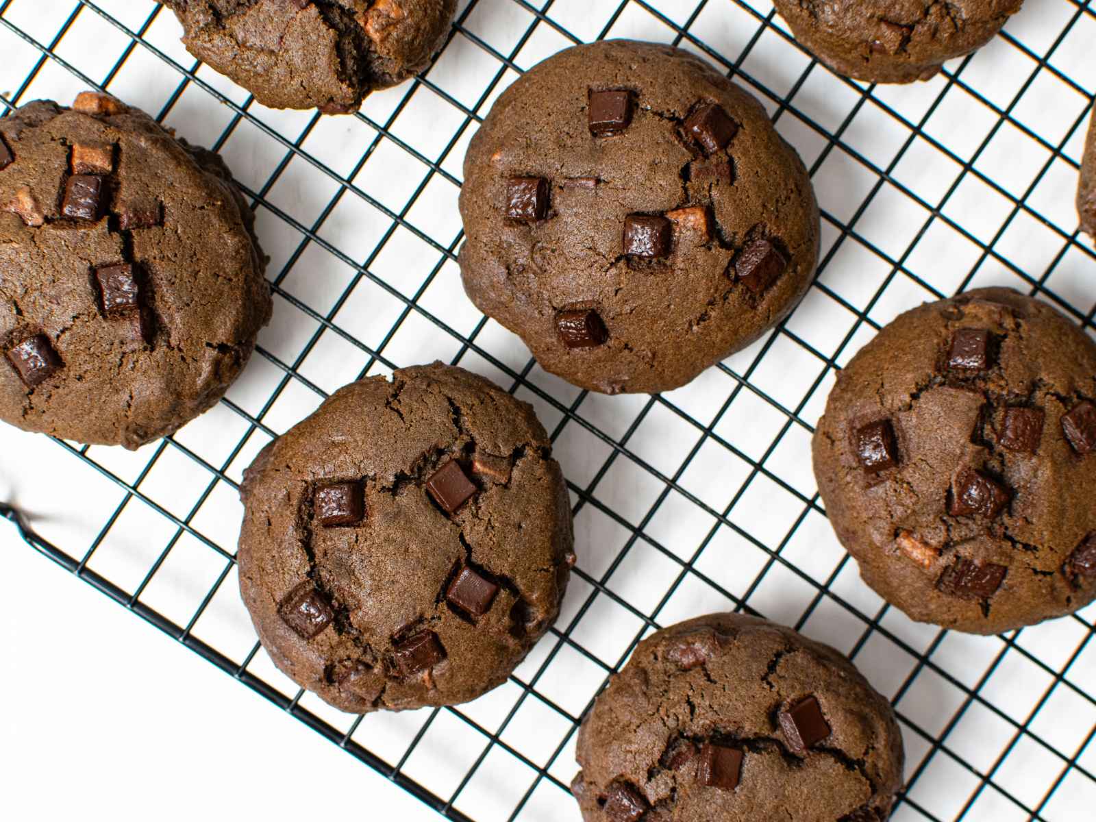 Hojicha Cookies with Dark Chocolate Chips